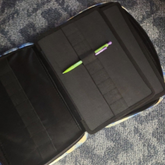 Art Case - Picture 2 of 3